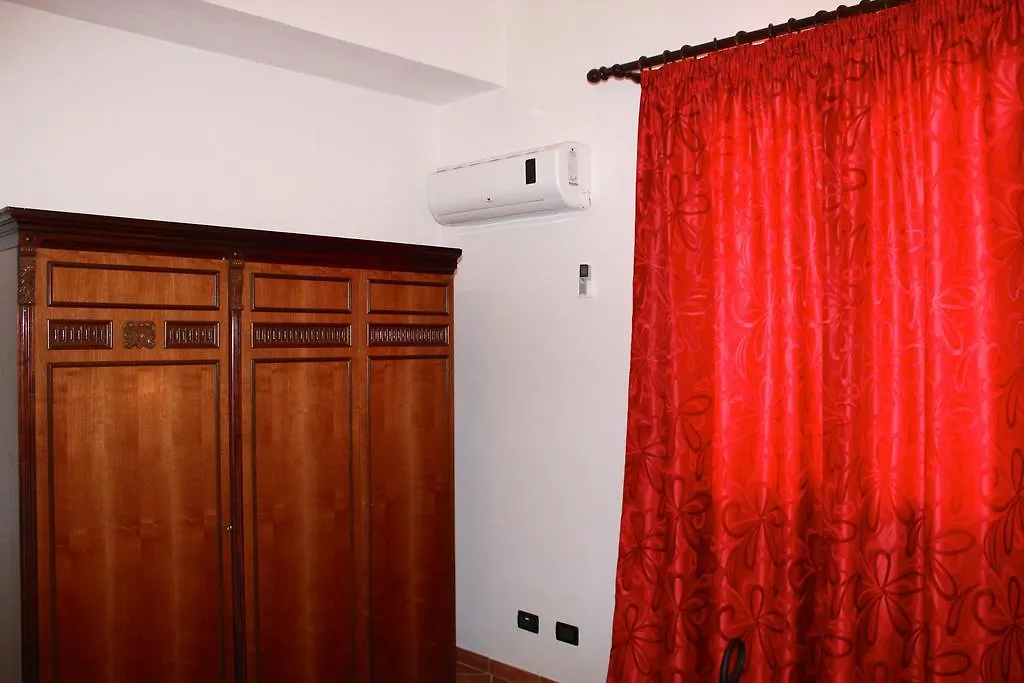 Casale Orioles Guest House Torretta Italy