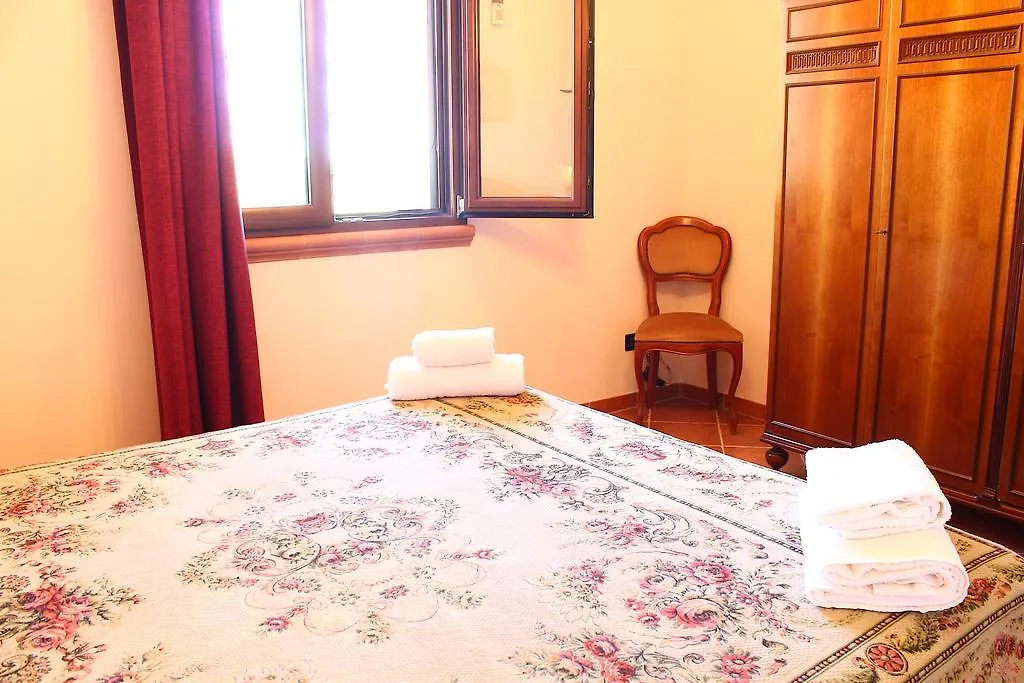 Casale Orioles Guest House Torretta Apartment